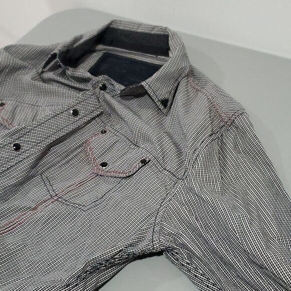 GUESS small button down shirt - Picture 1 of 8